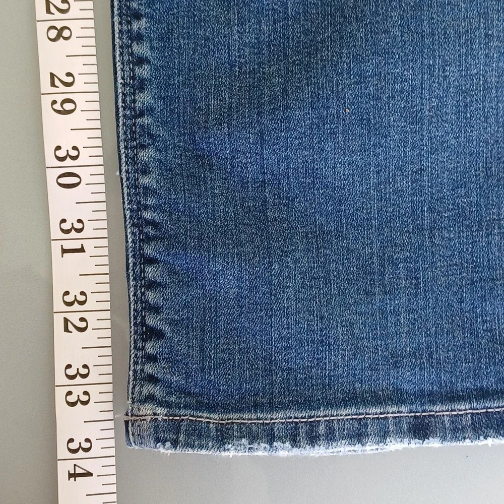 Prada Milano Womens Slim Straight Leg Jeans Blue Medium Wash Denim Size 29x33.5‎